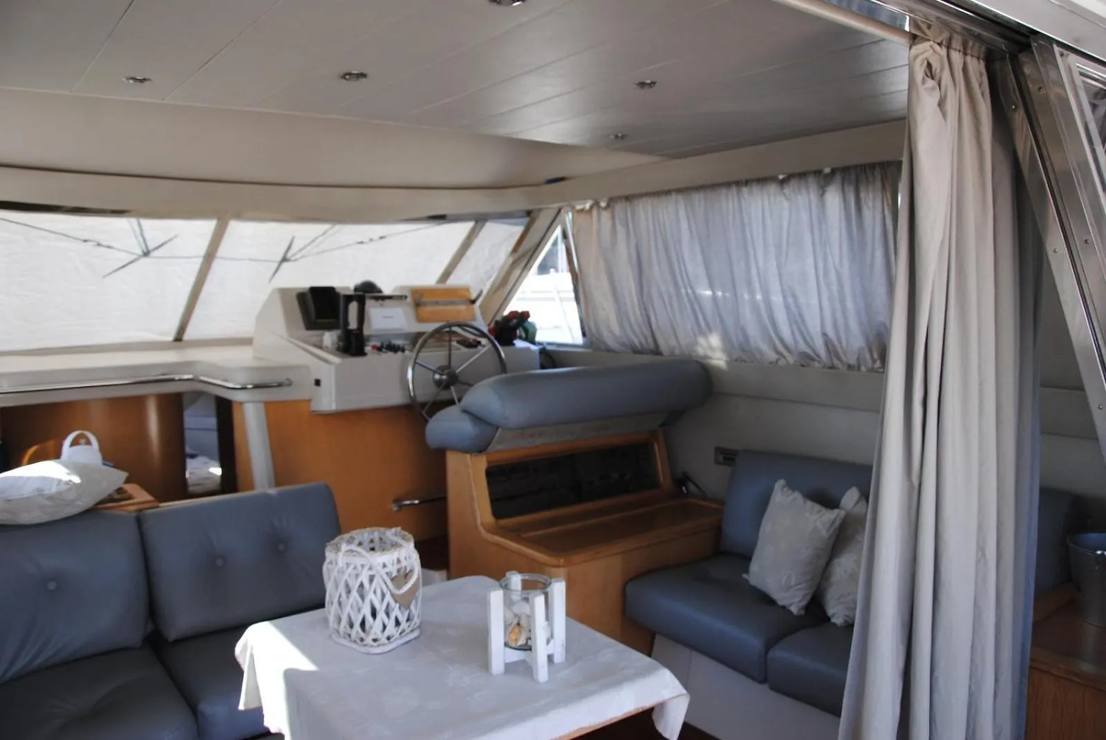Pm Molo Trapezoidale Palermo Hotel Botel